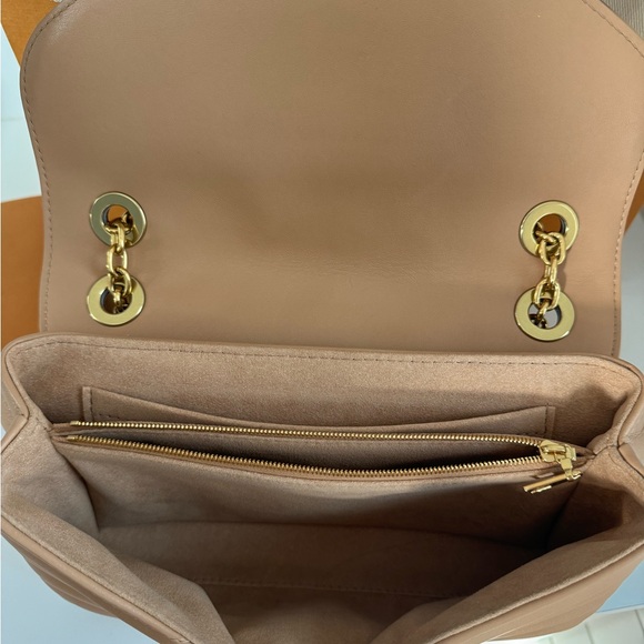 Louis Vuitton new wave chain MM 2022 | tan | like new condition | 100% authentic - Picture 10 of 15
